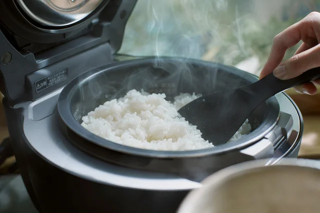 毎日のお米が自動で新米級のおいしさに！パナソニックの最新「Wおどり炊き」が凄すぎる理由