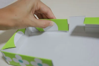 中に折り込み貼り付ける（▶次へ）