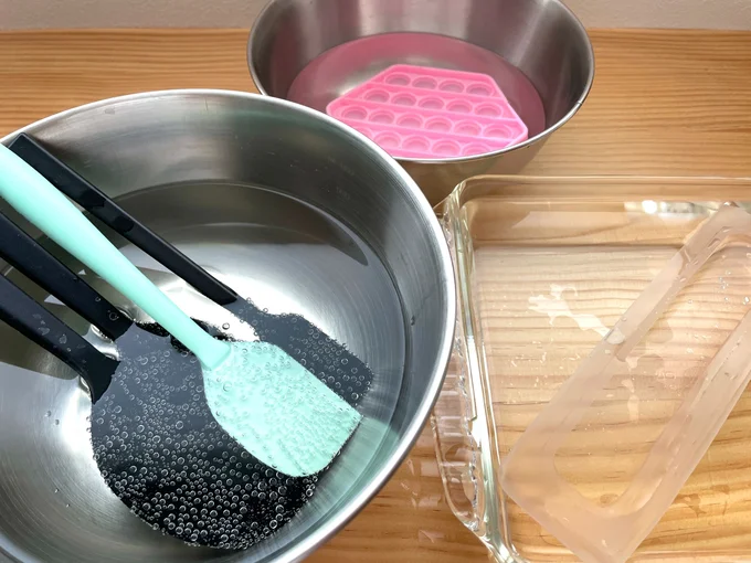 テレビのリモコンカバーや子どものおもちゃも…(▶次へ)