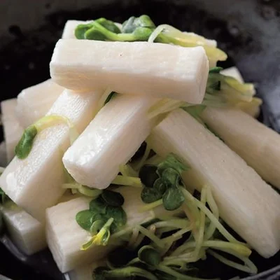生のまま漬けものに！「長いも」の副菜レシピ
