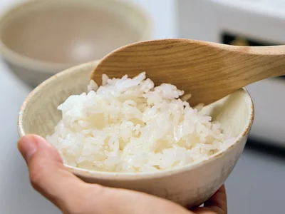ご飯が格段においしくなる！「お米のおいしい炊き方」▶プロ直伝のコツ①（⇒次へ）