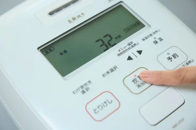 ⑤事前にしっかり浸水させたお米なら、「早炊き」モードでもふっくら！▶プロ直伝のコツ⑥（⇒次へ）
