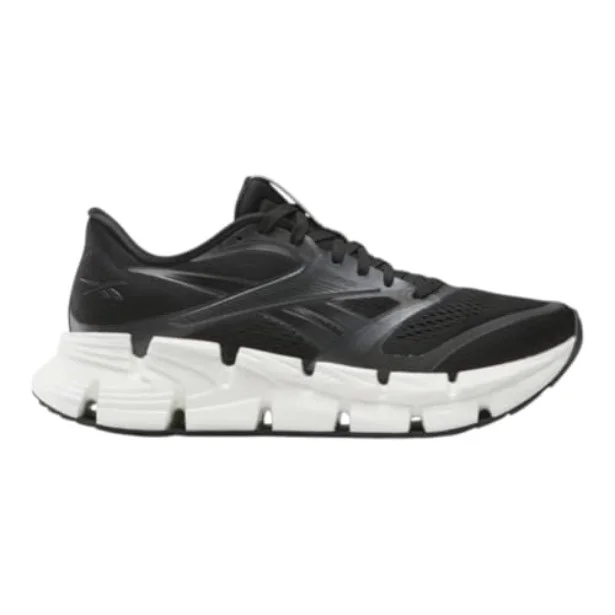 高次元のクッション性と反発性で弾むような走りを実現するReebokのレディーススニーカーが31％OFF！【Amazonプライム感謝祭】
