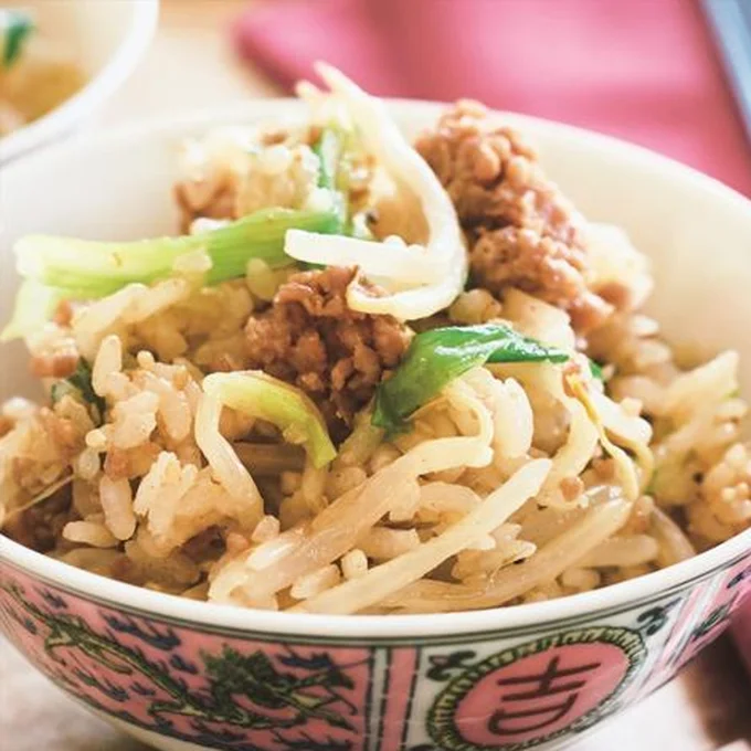 「もやしの中華風炊き込みご飯」