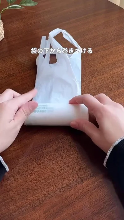 トイレットペーパーの芯に巻きつける▶くるくる巻いたら…（⇒次へ）