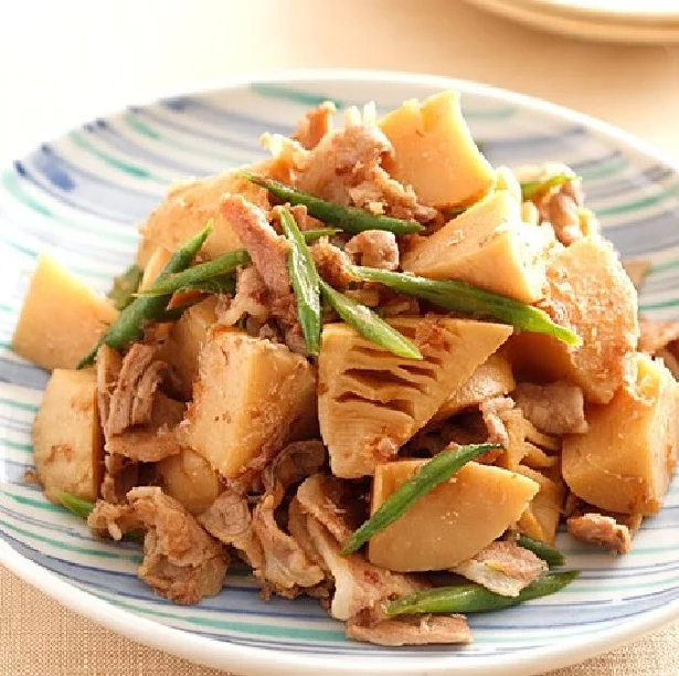 市販のゆでたけのこを使うから簡単！「豚肉とたけのこの土佐煮風」