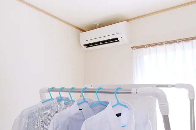 【写真】部屋干しする際に役立つエアコンの便利機能