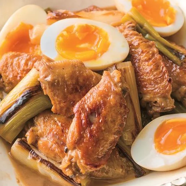 【調味料2つだけ】手羽中とねぎは“焼いてから煮る”が正解！失敗ゼロの絶品ポン酢煮込み