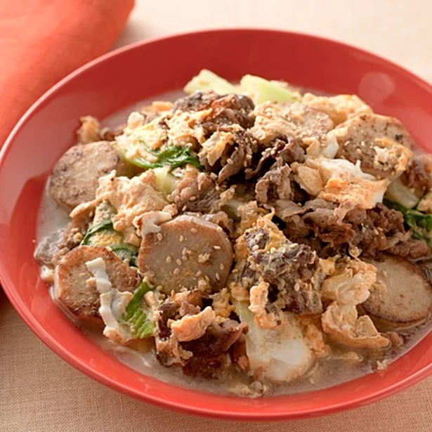 あつあつご飯とよく合う「牛肉と里いもの卵とじ」