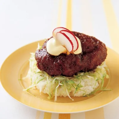 薄切肉でいいんだ！ 重ねたカツで簡単「豚薄切り肉のジューシカツ丼」
