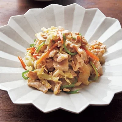 「豚肉と彩り野菜の炒め物」