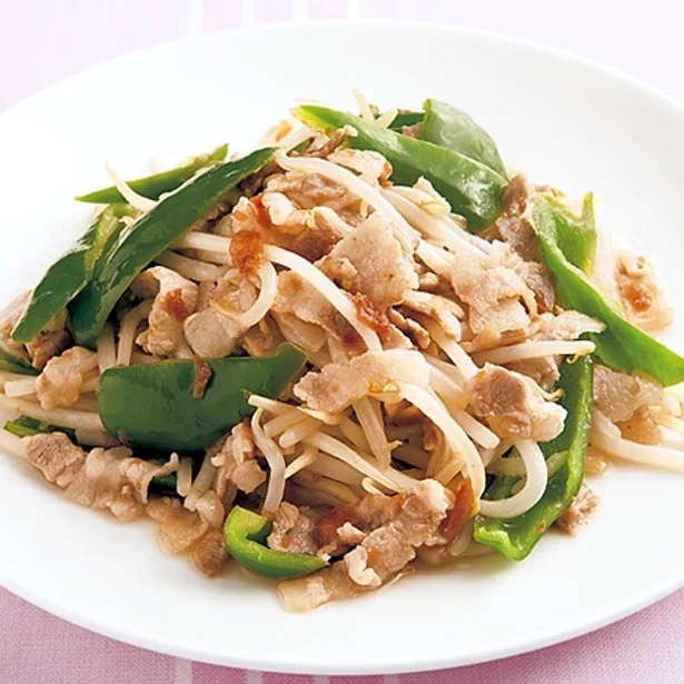 たたいた梅干しを足してさっぱり味に!「豚肉とピーマンの梅肉炒め」