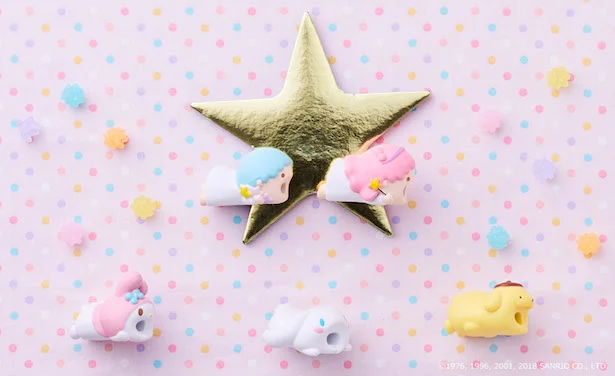 充電中のiPhoneをキュートに飾ろう♪ 癒しのサンリオキャラがガブッ！