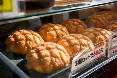 【写真】昭和初めの頃から、パン屋にメロンパンは並んでいました