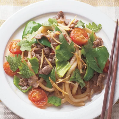 「牛肉としょうがの焼きうどん」