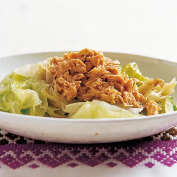 野菜不足さんにおすすめ! 豪快にひと玉使ったレタス丸ごと料理5選