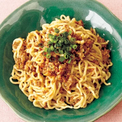 電子レンジでパパっと調理！「汁なし担担麺（タンタンメン）」