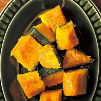 ゴロゴロ食感が好きな人は「かぼちゃの塩バターレンジ蒸し」で