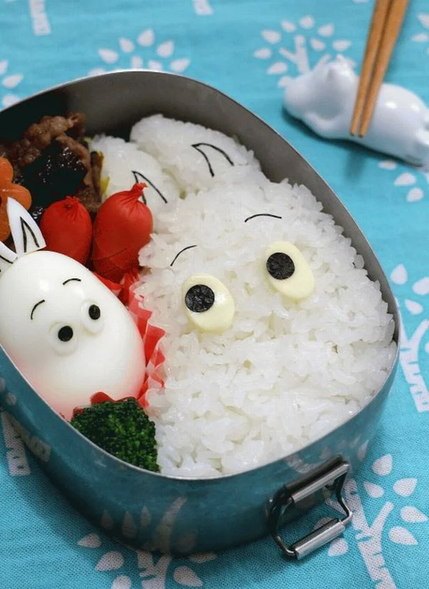 梅干しや海苔は、ご飯の下に隠したくなる！　キャラ弁「ムーミン」（投稿者：miyaさん）