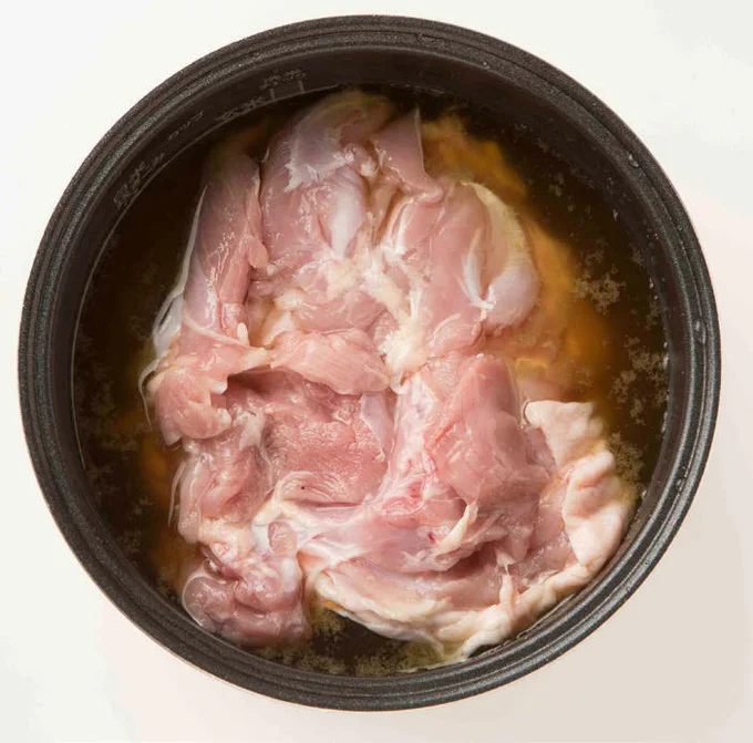 鶏もも肉だって切らなくて大丈夫!