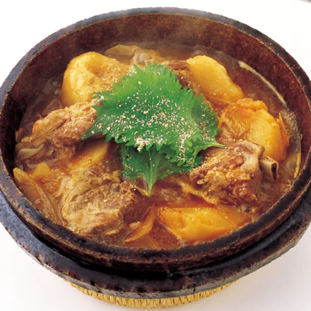 アクはこまめに取るのがおいしく作るコツ!「カムジャタン風」
