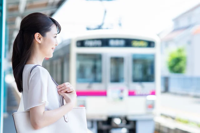 最近の電車は走行音がほとんどしない？