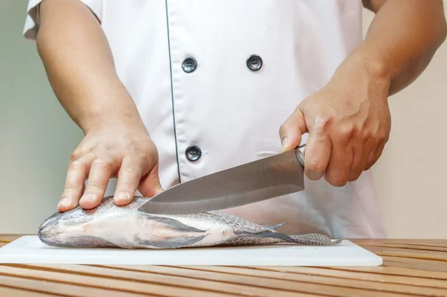 ロンドンのマダムを魅了する日本人？ 日本仕込みの知識で活躍する“魚屋さん”