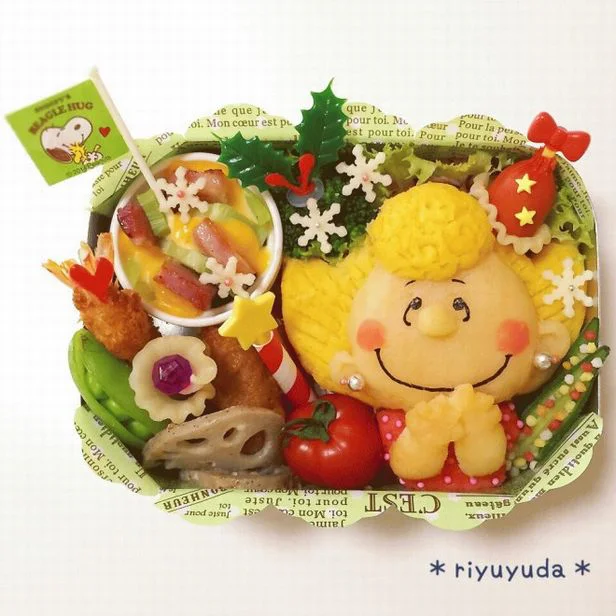 アザランのピアスでおめかし♪　キャラ弁『サリークリスマス☆彡』（投稿者：riyuyudaさん）