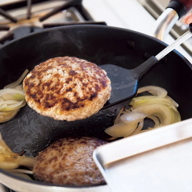 中央がふっくらふくらむのも焼き上がりの目安