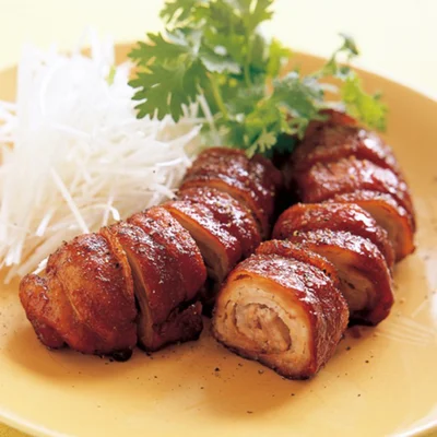 パックから出してそのままぐるぐる!? 薄切り肉を大変身させた「ぐるぐるチャーシュー」