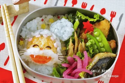 ニャンちゅうにつまみ食いされちゃいそうなおかずも魅力的…！　キャラ弁「ニャンちゅう弁当」(投稿者：となりんりんさん)