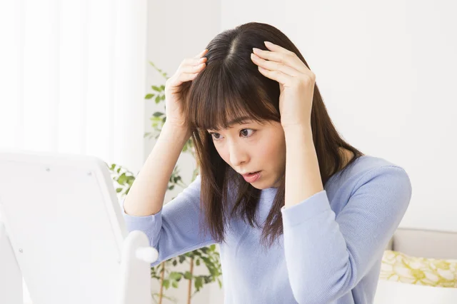 頭皮の乾燥を防ぐカギは「髪の洗い方」にアリ!