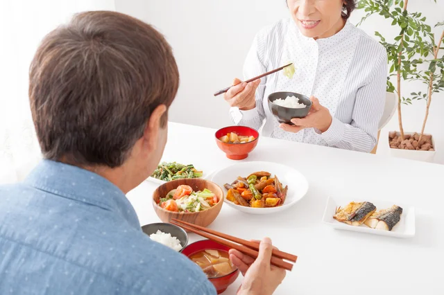 どんな料理も調味料でひったひたにする夫。健康のために私がとった妥協策とは―【体験記】