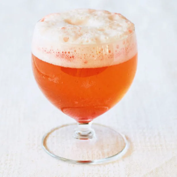 フルーティーないちごビールで乾杯!
