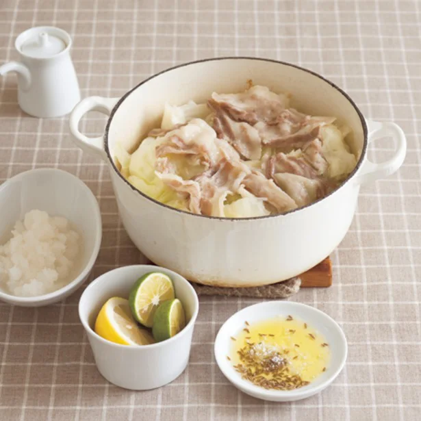 キャベツ1/2個をペロッと食べきり♪ 肉とキャベツの蒸し煮3選