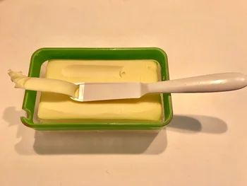 セリアのピーラー式バターナイフ画像2