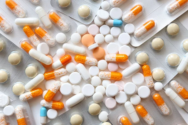 薬の種類が多いと危険がいっぱい！ 「かかりつけ薬局＆薬剤師」と上手に服薬管理