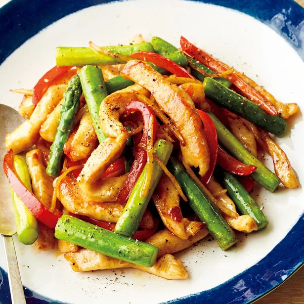 今が旬！ 美肌効果のあるアスパラガスで作る炒めものおかず5選