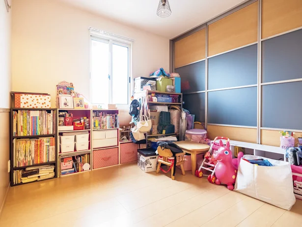 将来の子ども部屋には、大人のものを仮置きしがち