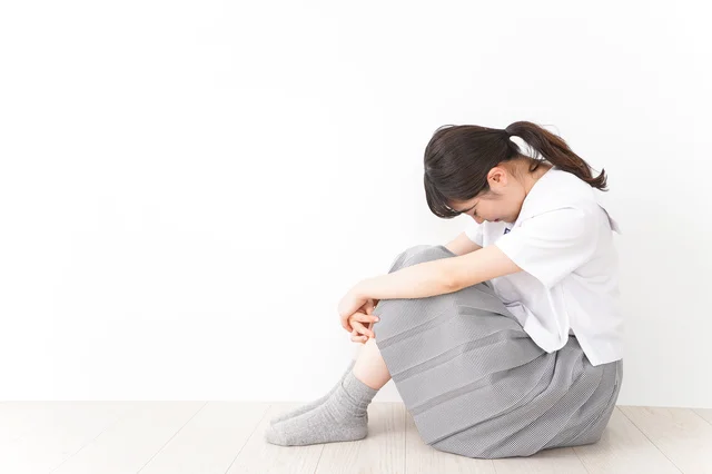 中学で孤立していると悩んでいる娘。どう声がけすればいいでしょうか？【お悩み相談】