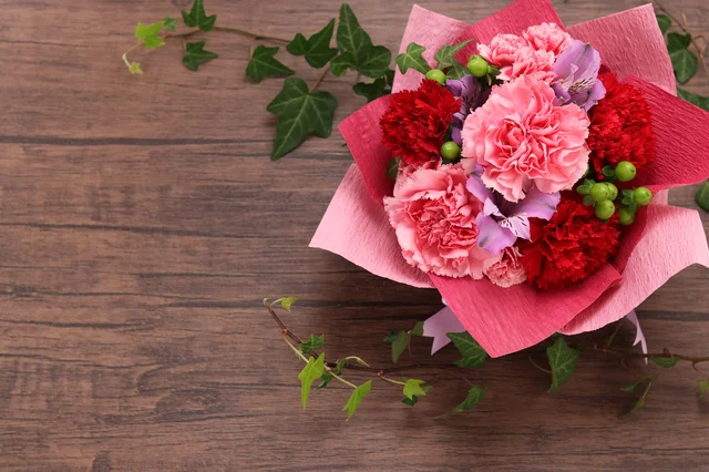 花屋なのに1本も花がない？ 花に並々ならぬ愛情を注ぐフラワーアーティストたち
