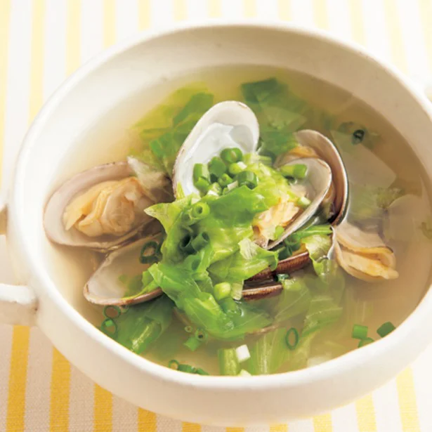 あさりと昆布のだしをダブルで味わえる!「レタスとあさりの和風スープ」