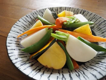 【画像】レンチンで簡単においしくできちゃった！野菜の旨みを生かした温野菜サラダ