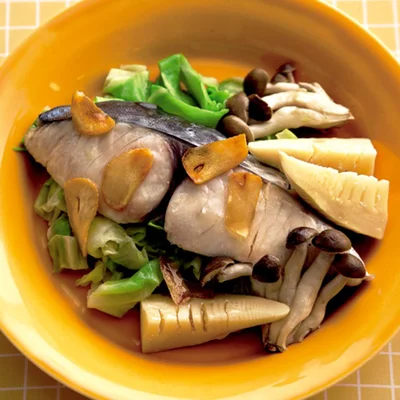 魚料理だってレンジで簡単♪ 野菜と一緒に食べる「さわら」のレンジ蒸し
