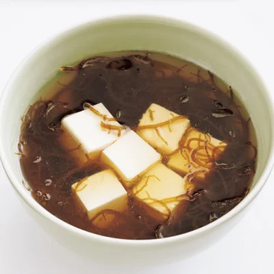 「もずくと豆腐の中華スープ」