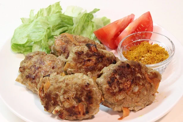 ピーラーで簡単!カレー塩で食べる「ひらひら野菜肉だんご」