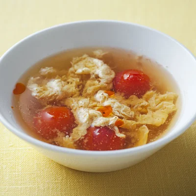 5分で作れるシンプルスープ♪「ミニトマトの酸辣湯」