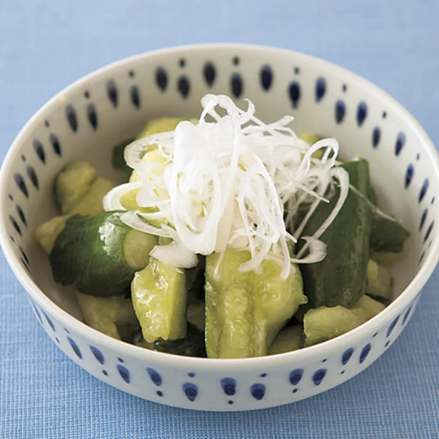 「たたききゅうりのごま油風味」