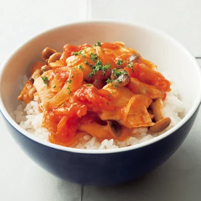 「とりのトマト煮丼」