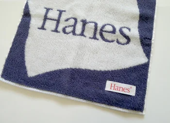 アメリカの老舗ブランド「Haines」のロゴがアクセントです